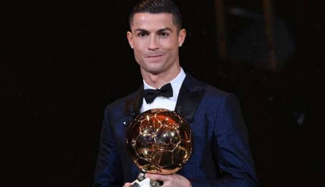 Cristiano Ronaldo Terbaik, Neymar Pemain Termahal 2017