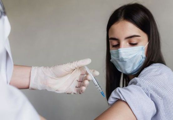 Gaji Tinggi, Austria Buka Lowongan untuk Buru Warga yang Ogah Vaksin