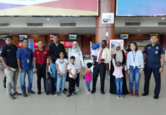 Sembilan Imigran di Pekanbaru Diterbangkan ke Jakarta