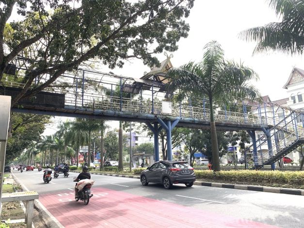 Kondisi JPO di Sudirman Pekanbaru Memprihatinkan, Bahayakan Pejalan Kaki