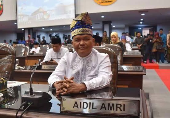 6 Tahun Tak Ada Beasiswa, DPRD Pekanbaru: Akan Kita Perjuangkan, Pj Walikota Sekarang Peduli Pendidikan
