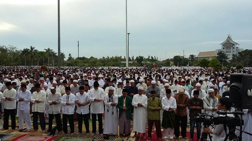 Ketua MUI Sumbar Jadi Khatib Shalat Ied Masjid Raya An-nur Pekanbaru