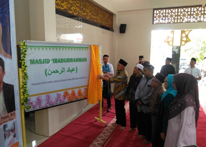 Gubernur Resmikan Masjid Ibadurrahman dan Rumah Tahfidz di SPBU Arifin Achmad