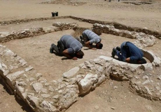 Arkeolog Israel Temukan Masjid Berusia 1.200 Tahun, Termasuk Masjid Tertua di Dunia