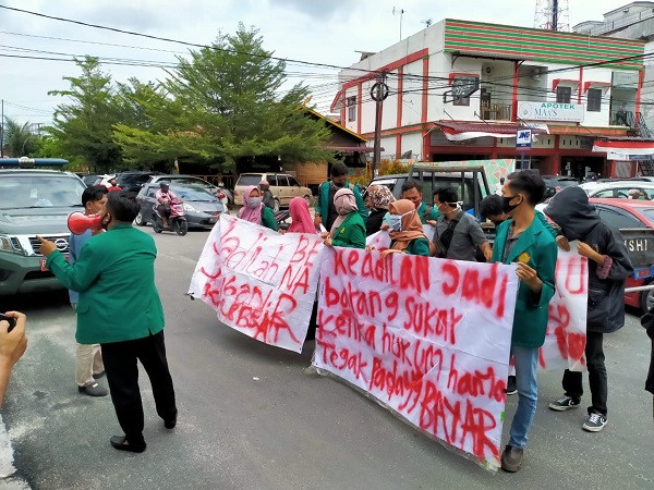 Hakim dan KPK Diminta Usut Keterlibatan Eks Pimpinan DPRD Bengkalis di Proyek Jalan