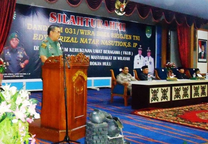 Danrem 031/WB Ajak Warga Riau Tonton Film G30S/PKI