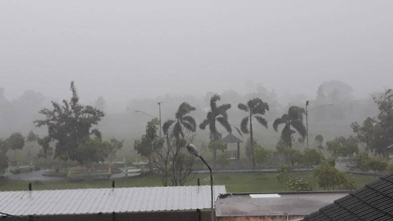 Peringatan Dini! BMKG Prediksi Malam Ini Sebagian Riau Diguyur Hujan Disertai Angin Kencang