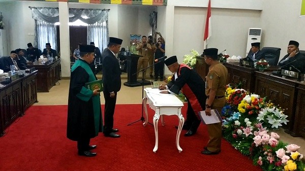 Nono Patria Pratama Resmi Jabat Wakil Ketua DPRD Rohul