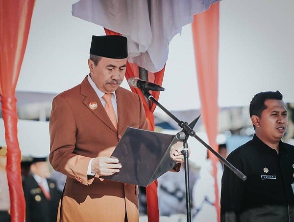 Gubernur Riau: Guru Tak Usah Urus Administrasi, Tapi Fokus Mengajar