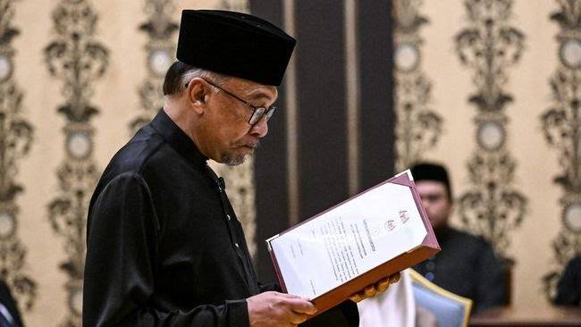 Dilantik Jadi Perdana Menteri Malaysia, Anwar Ibrahim Tak akan Ambil Gaji
