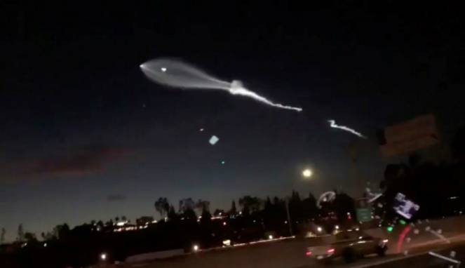 Geger Cahaya Aneh Dikira UFO di Langit Los Angeles