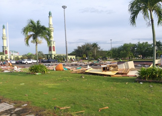Sudah Sepekan Selesai, Puing Properti MTQ Riau Masih Berserakan di Masjid Annur