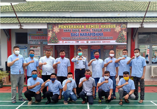 574 Narapidana Riau Terima Remisi Khusus, 2 Orang Langsung Bebas