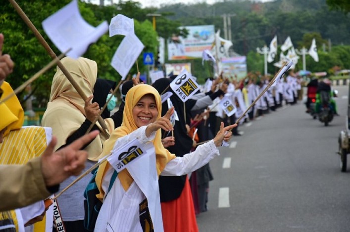 Optimis Menangkan Pemilu, Ratusan Kader PKS Rohul Gelar Apel Siaga dan Flash Mob