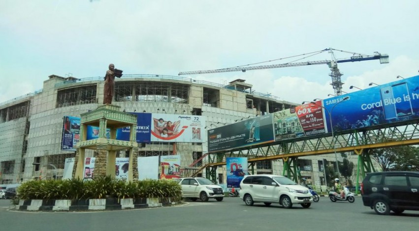 JPO Simpang SKA Dipindah ke Rumbai, Patung Selamat Datang ke Terminal AKAP