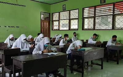 Kelulusan Siswa Ditentukan Sekolah, Jadwal Ujian Akhir Sekolah di Riau Dimulai 3 April