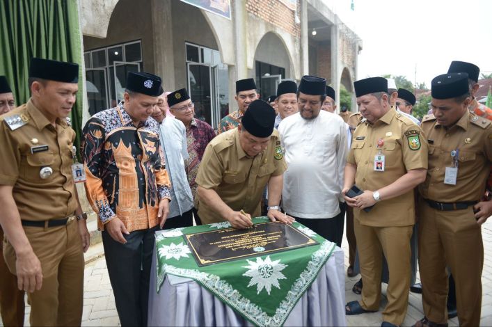 Resmikan Masjid At-Taqwa Muhammadiyah, Pj Gubri Siap Bantu Penyelesaian Bangunan