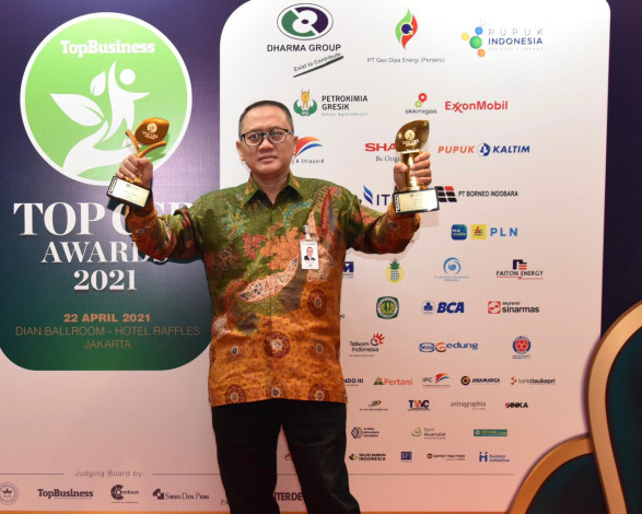 Bank Riau Kepri Raih 2 Penghargaan pada Ajang TOP CSR Award 2021