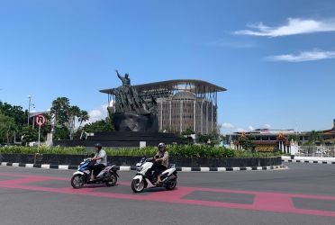 Pernah Viral Dijarah Maling, PUPR Riau Mulai Perbaiki Tugu Zapin