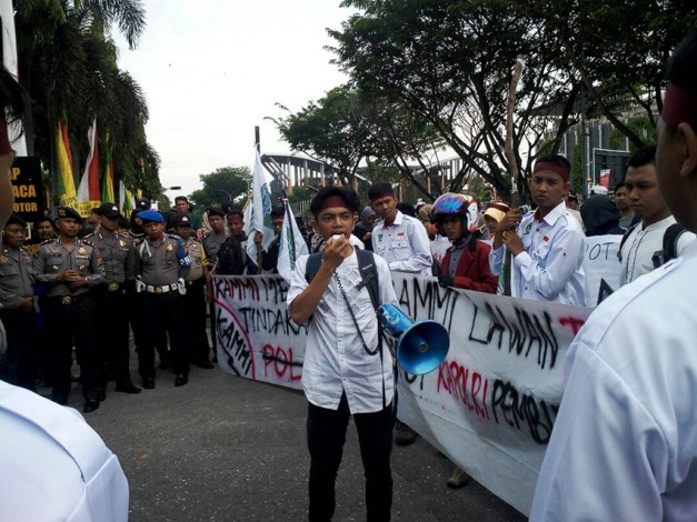 Sampaikan 4 Tuntutan, KAMMI Desak Jokowi Copot Tito