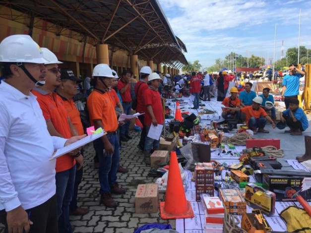 Tingkatkan Kualitas Pelayanan, PLN Riau-Kepri Gelar Pasukan dan Peralatan