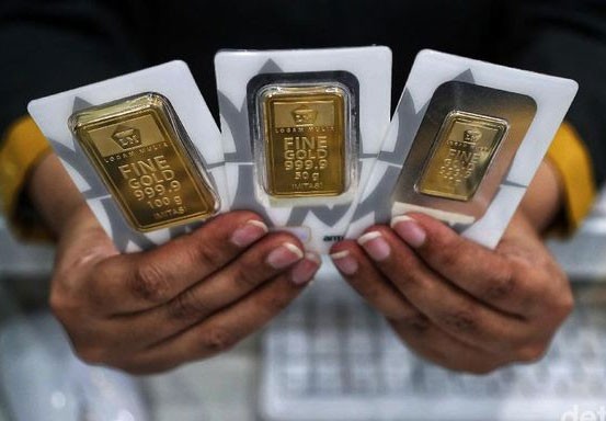 Harga Emas Antam Turun ke Rp 702.000/Gram