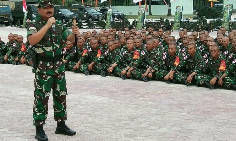 Panglima TNI Bakar Semangat Prajurit Yonif 132/BS Salo
