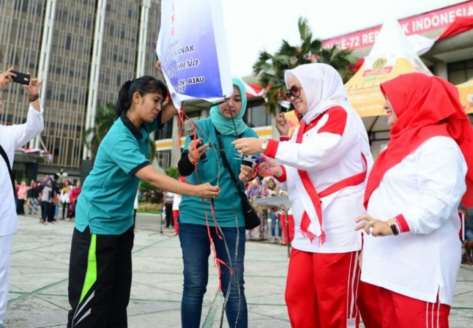 Bunda PAUD Riau Launching Senam Guru dan Anak Cinta Indonesia