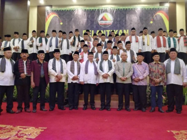 Arsadianto Rachman Resmi Dilantik Jadi Ketua Gebu Minang Riau