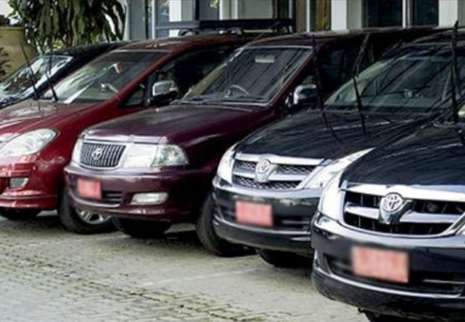 Mobil Dinas Dikuasai Pejabat Lama, Plt Kadishub Terpaksa Pakai Mobil Pribadi