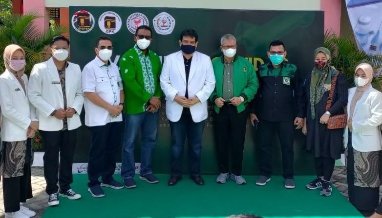 Di Hadapan Syamsurizal, Ketua IAD Riau Curhat Belum Semua Faskes di Riau Miliki Apoteker