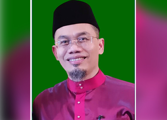Komoditi Kelapa Sawit Sebagai Sumber PAD Riau