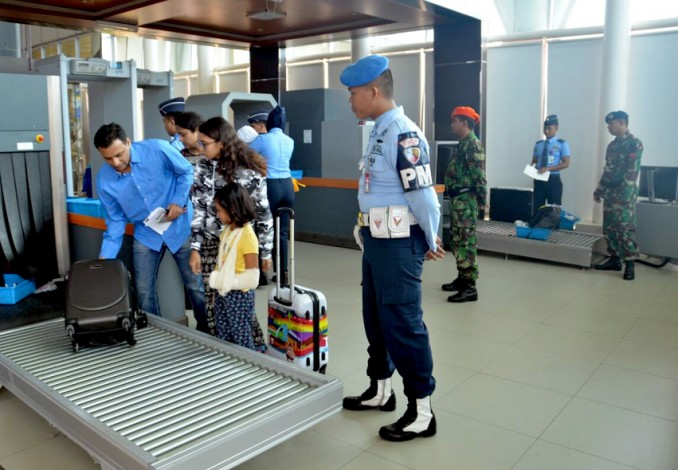 Personel Lanud Roesmin Nurjadin dan Paskhas Turut Amankan Bandara Saat Natal dan Tahun Baru