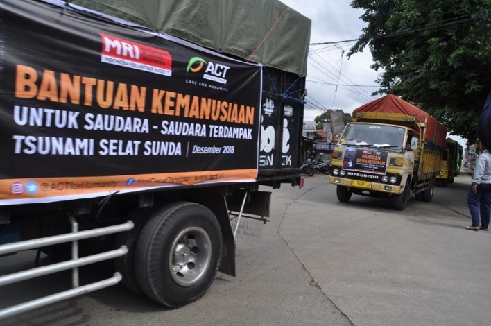 ACT Berangkatkan 20 Truk Bantuan ke Pandeglang dan Lampung Selatan