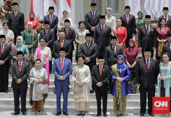 Ribut Koalisi Jokowi Gara-gara Rencana Reshuffle