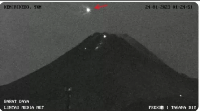 Heboh Diduga UFO di Atas Gunung Merapi, BRIN dan BPPTKG Buka Suara