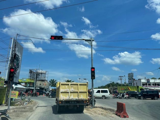 Pemasangan Traffic Light Hanya Sementara untuk Urai Kemacetan di Simpang Panam?