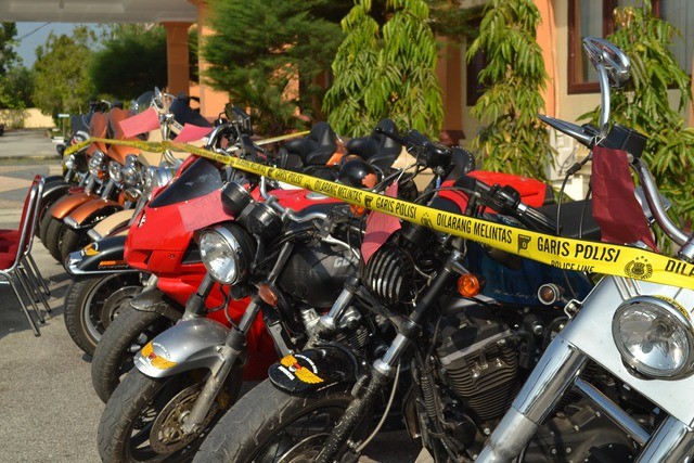 Polisi Amankan 12 Motor Gede di Pelabuhan Tanjung Buton Siak