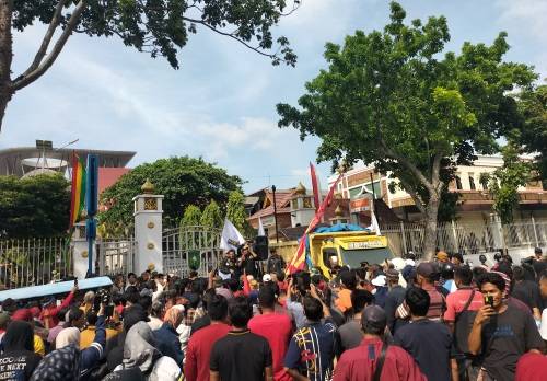Ratusan Pendemo Minta Gubernur dan Menteri ATR Basmi Mafia Tanah di Riau
