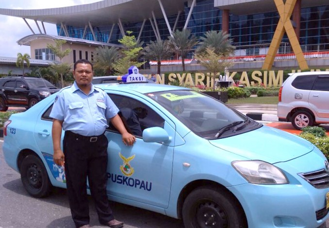 Jadi Pengemudi Taksi Terbaik di Riau, Hasratul Budi Dikirim ke Pusat