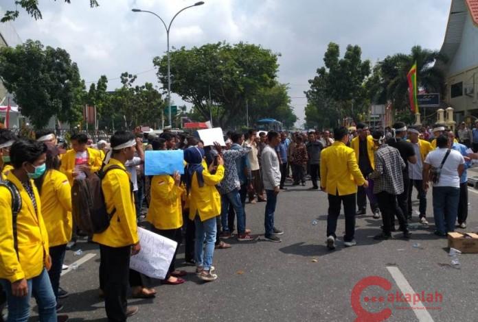 Mahasiswa Tuntut Tersangka Penggelapan Rp298 Miliar di Pujud Ditangkap