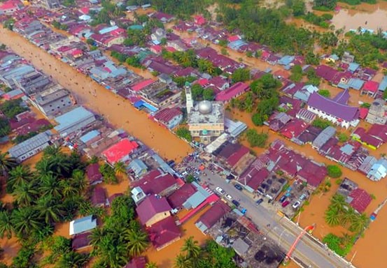 Ribuan Rumah Terendam Banjir di Rohul, BPBD Riau Kirim Bantuan