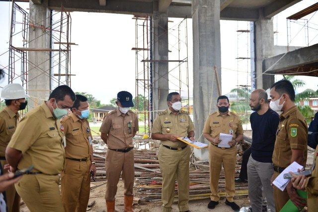 Pembangunan Gedung RCH dan Quran Center Riau Tak Selesai 100 Persen