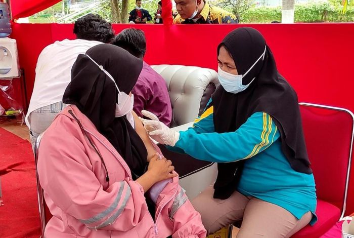 Polres Rohul Buka Layanan Vaksinasi Gratis di 4 Pos Pelayanan Nataru, Warga Cukup Tunjukkan E-KTP