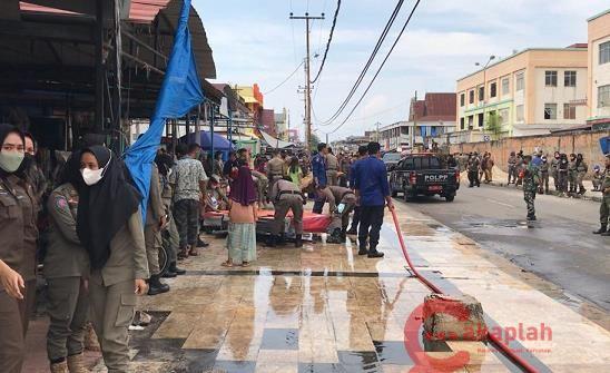 Pemko Pekanbaru Bersihkan Jalan Agus Salim, Masih Ada Pedagang yang Ngomel