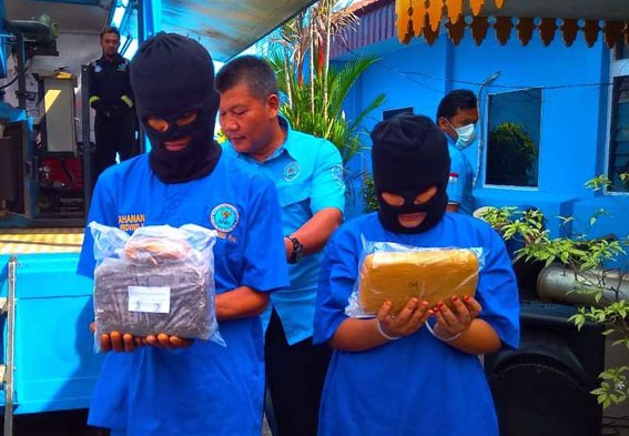 Modus Baru, Pengedar Ganja Kelabui Petugas dengan Durian