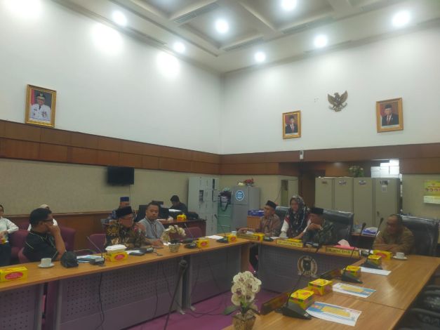 Bahas Pilkada Serentak 2024, DPRD Panggil Ketua KPU dan Bawaslu Riau