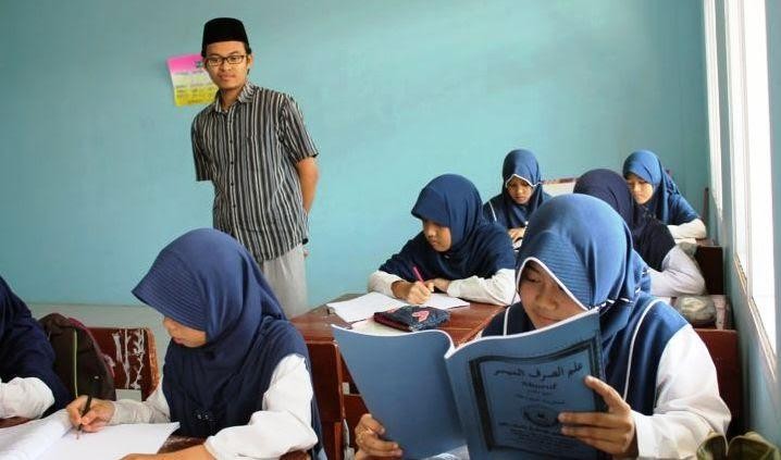 Gaji Guru Tak Manusiawi, DPRD Riau Wacanakan Perda Pembiayaan MDA