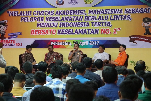 Ditlantas Polda Riau Ajak Mahasiswa Jadi Pelopor Berlalu Lintas
