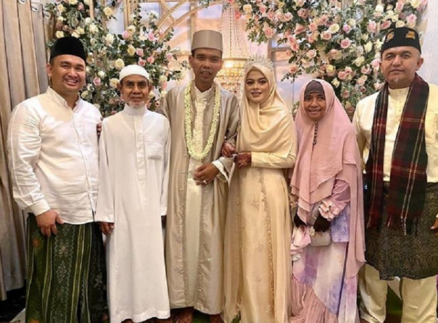 Ustaz Abdul Somad Resmi Menikah Lagi, Pajang Foto dengan Istrinya di Media Sosial